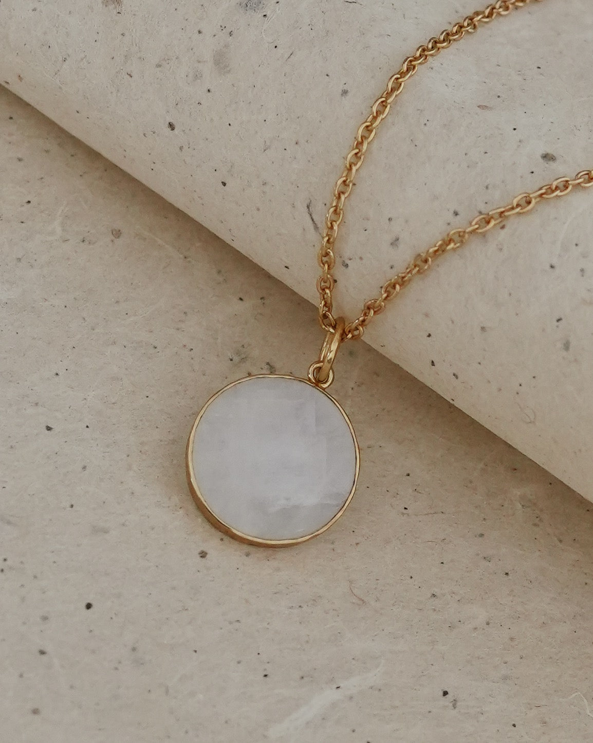 Mana Jocale krystalhalskæder