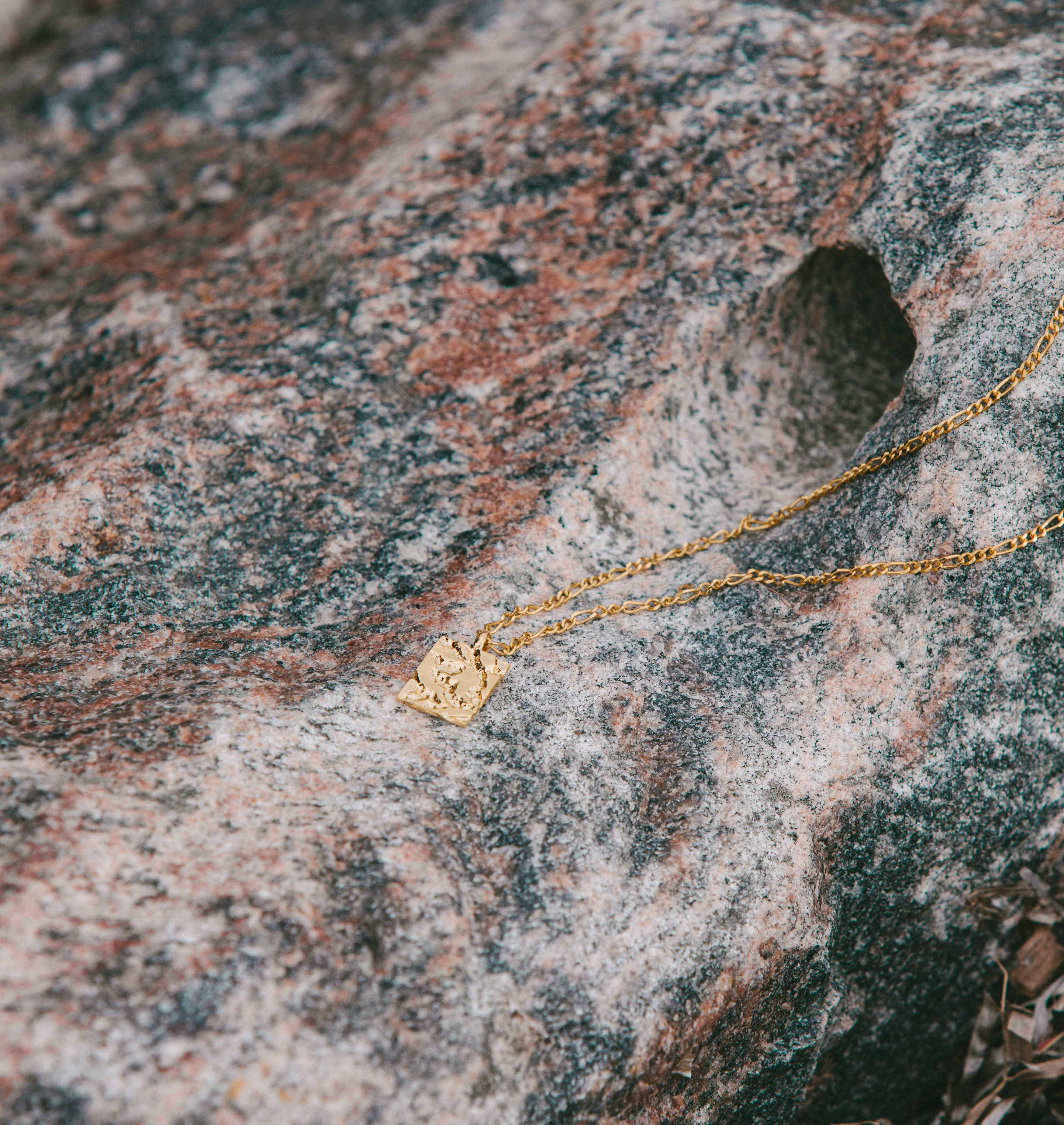 IX Studios Halskæder