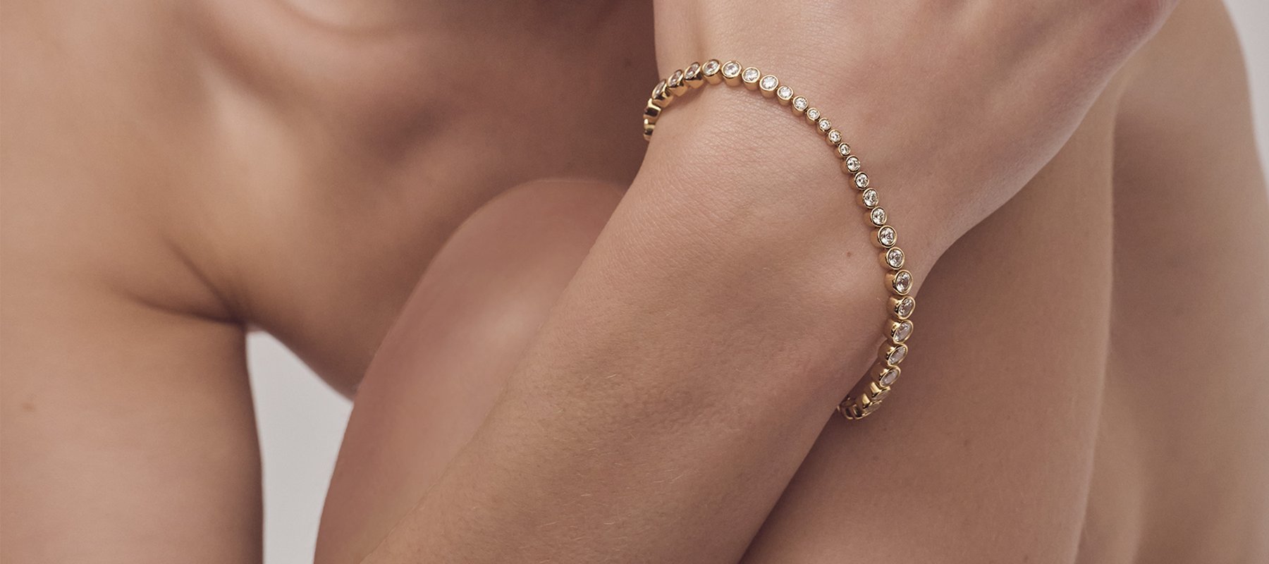 Kategori: Guld armbånd