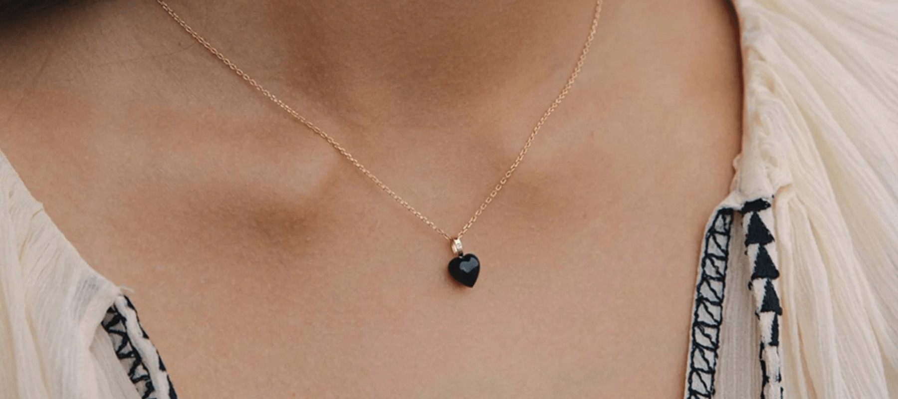 Vedhæng til halskæder i massiv guld