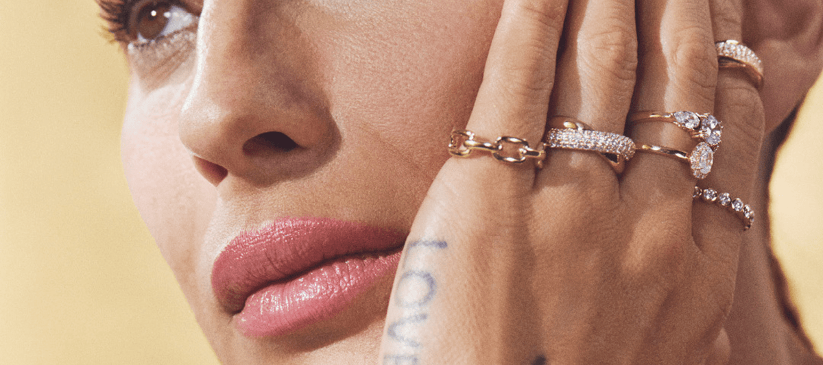 Forlovelsesring med diamant