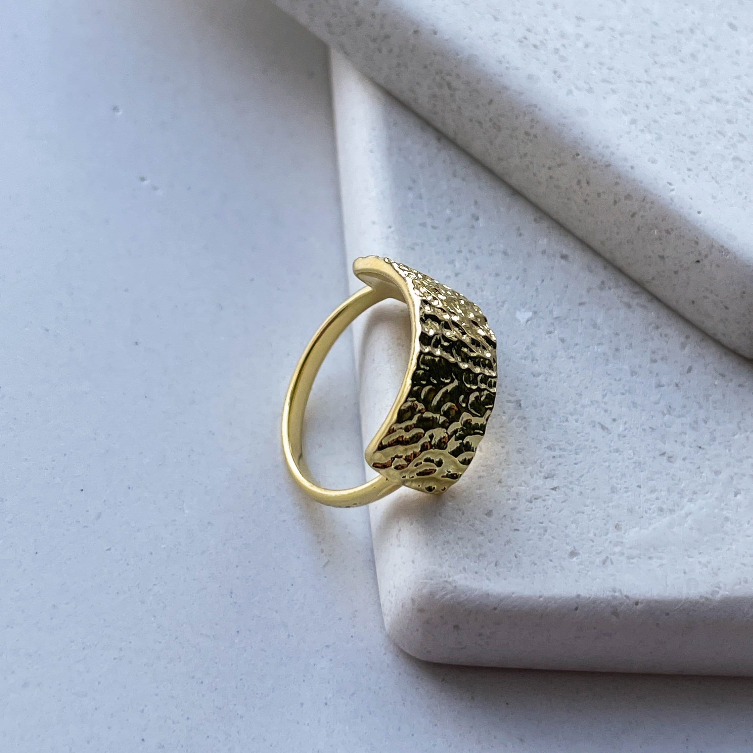 Aqua Dulce Ringe RUFFLE RING FORGYLDT