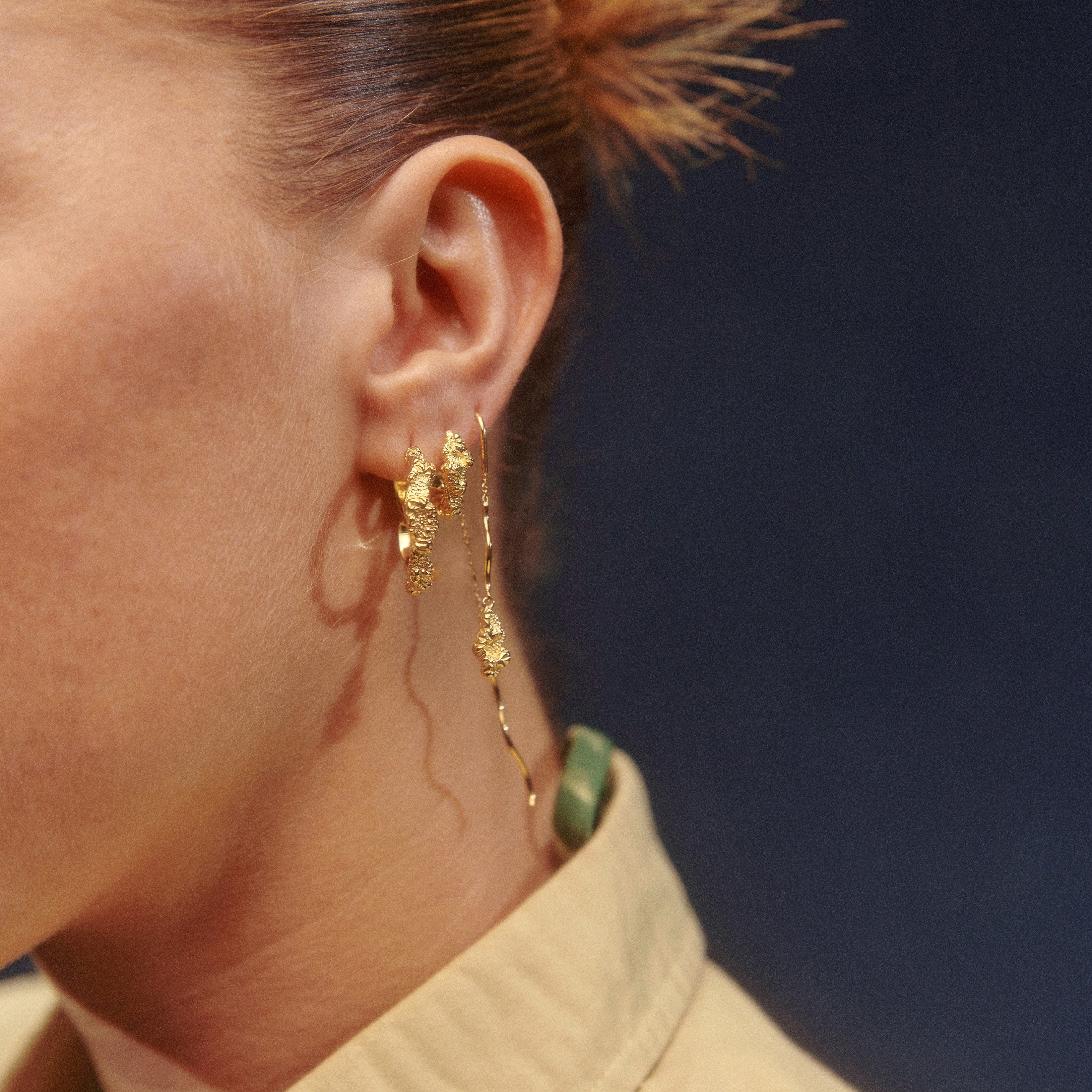 Camille Brinch Øreringe Small Levitate Crush Hoops - forgyldt SLCRH-FG