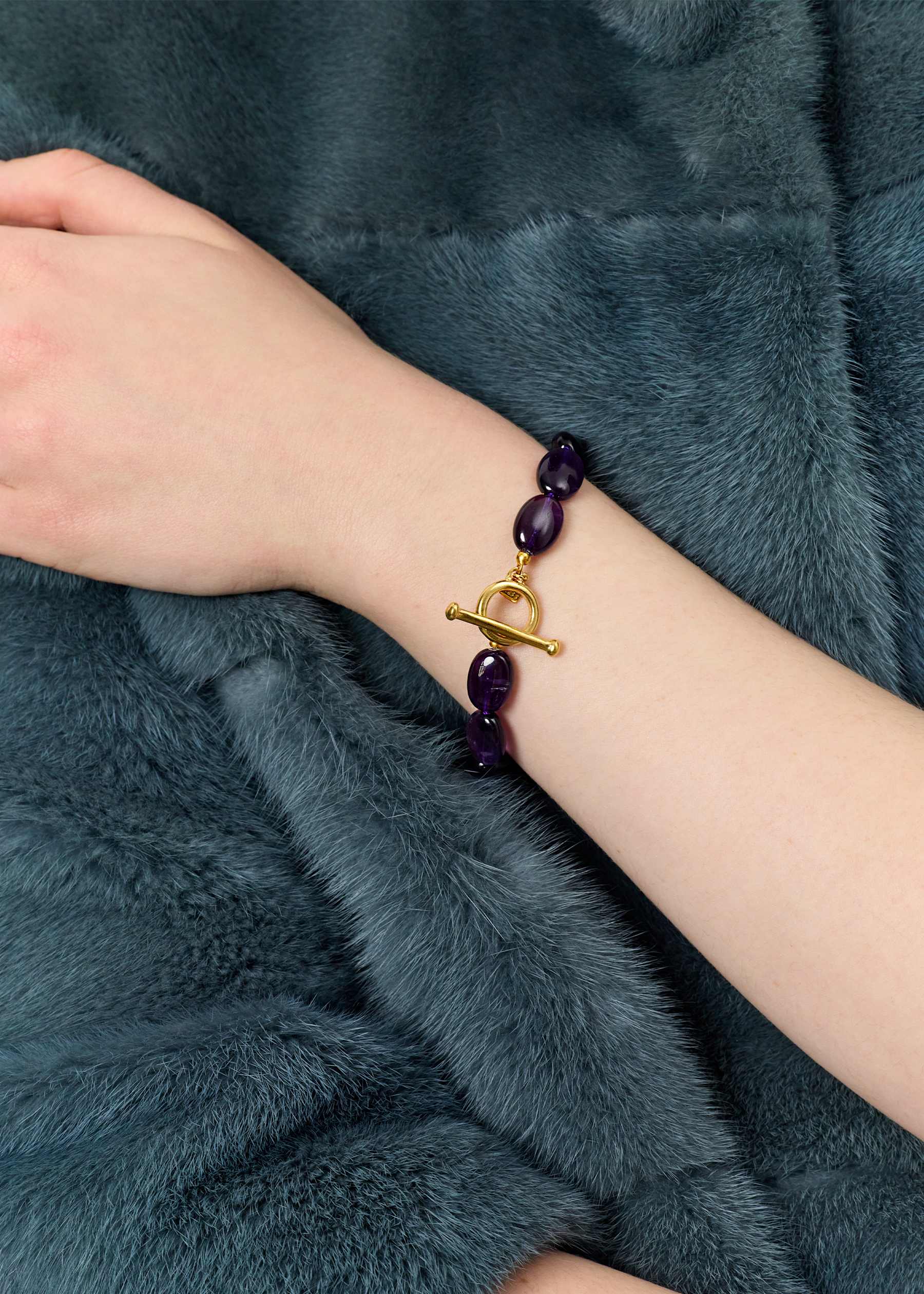 Carré Armbånd Dragee Midi armbånd med ametyst - forgyldt FB4605AM18CM