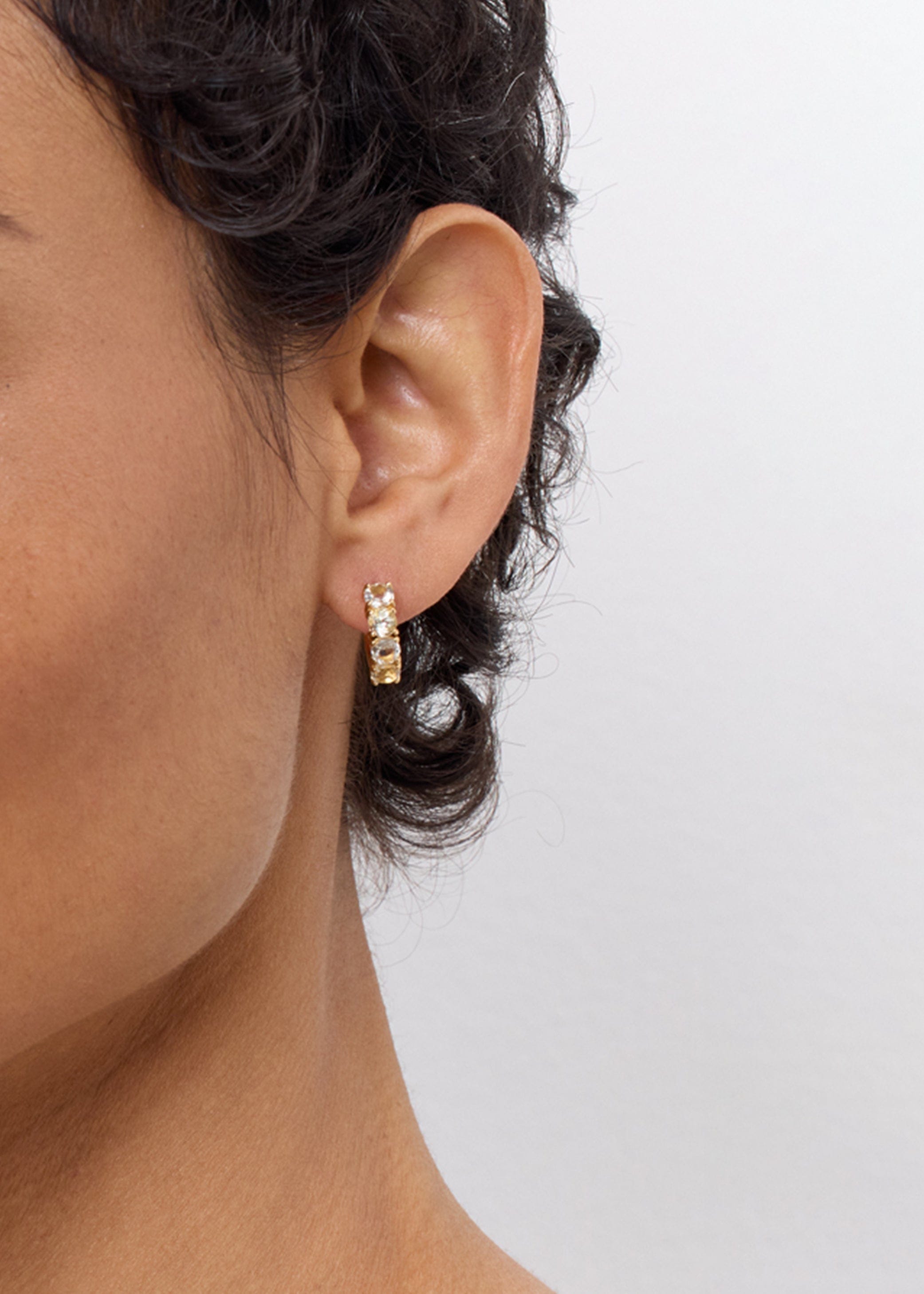 Carré Øreringe GEM hoop med prasiolit 1,5cm - forgyldt FH 4373 PRS 1,5cm 1pc.