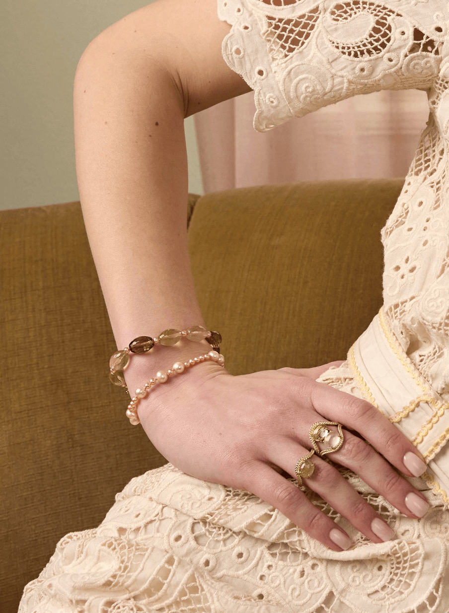Carré Madeleine armbånd med Pink ferskvandsperler - forgyldt FB 4667 BN 18cm