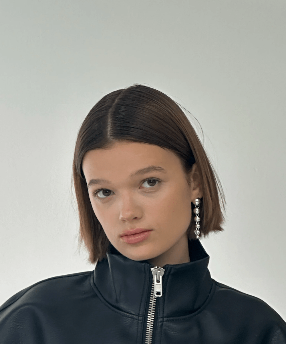 Jane Kønig Øreringe Big Atomic Drop ørestik forgyldt BADS-SS24-G