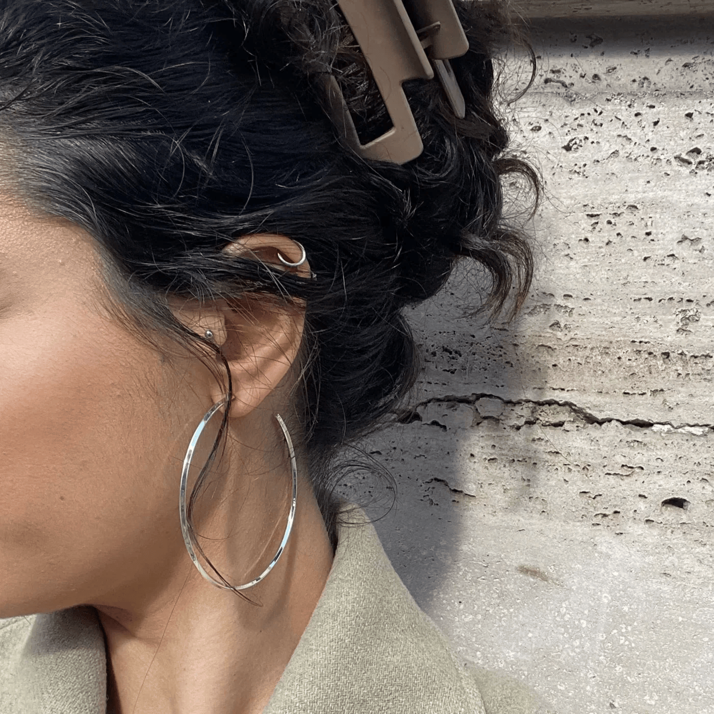 Jane Kønig Øreringe Big Night Magic hoop - forgyldt