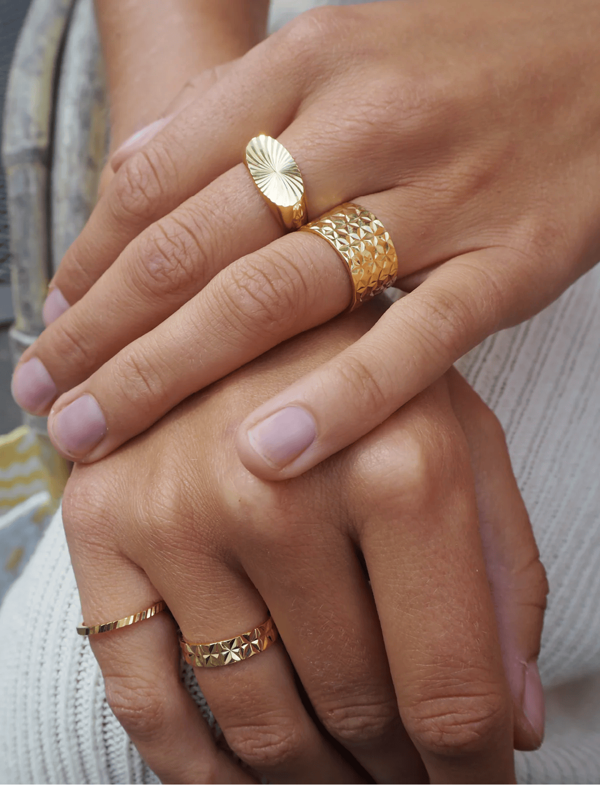 Jane Kønig Ringe Reflection Signet Ring - forgyldt