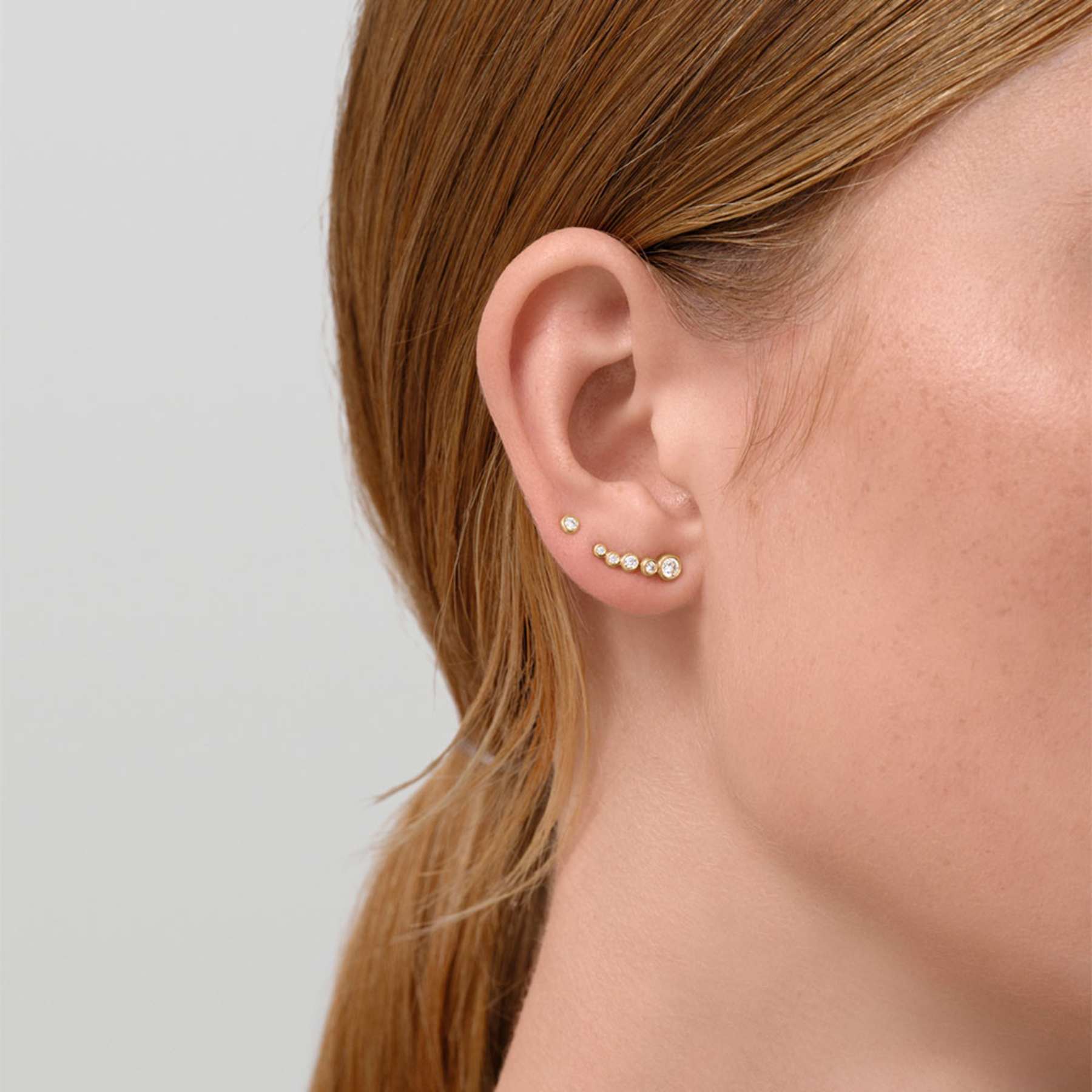 Julie Sandlau Øreringe Grace ørestikker - forgyldt ST129GDCZ