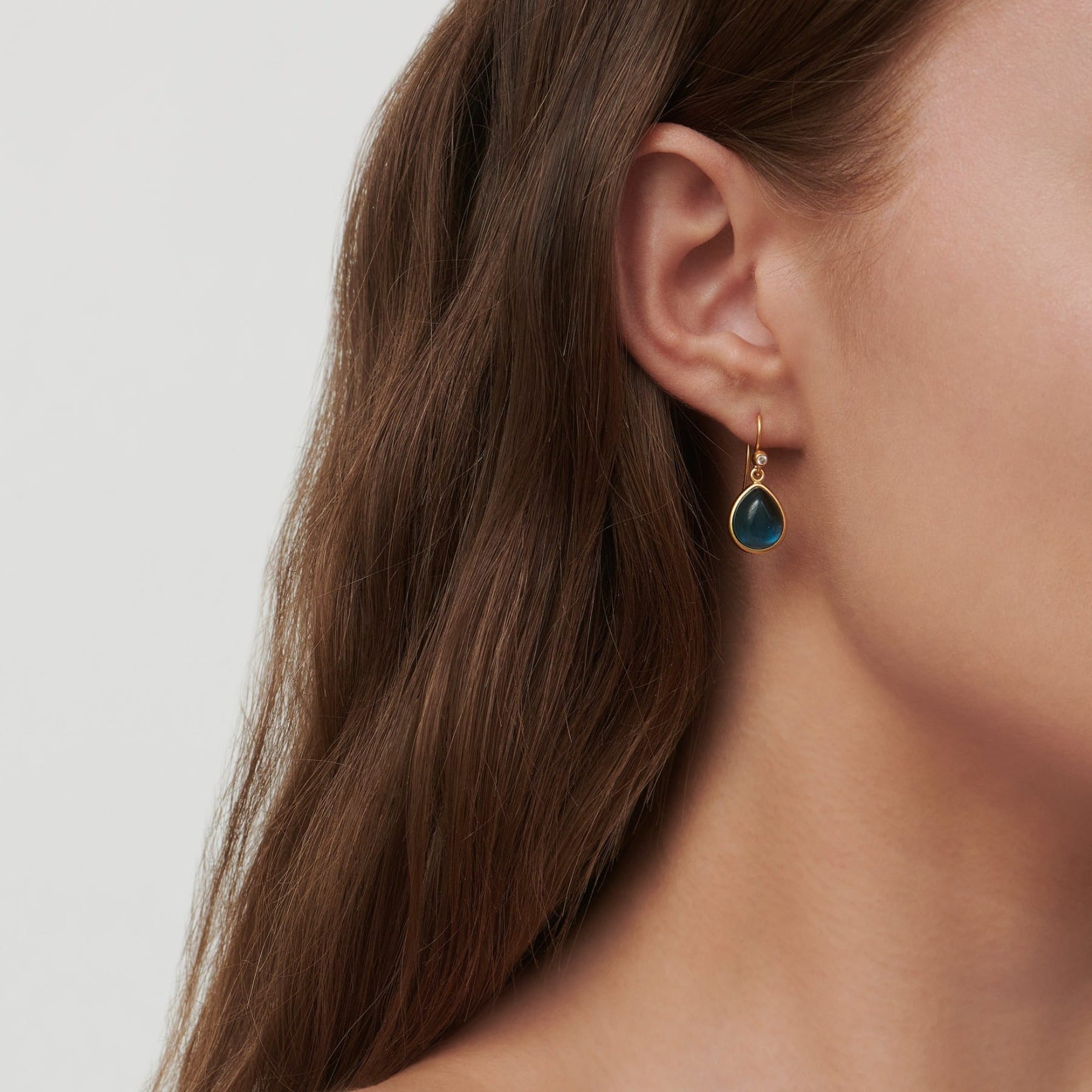 Julie Sandlau Øreringe Paloma øreringe sapphire blue - forgyldt HKS631GDSACRCZ