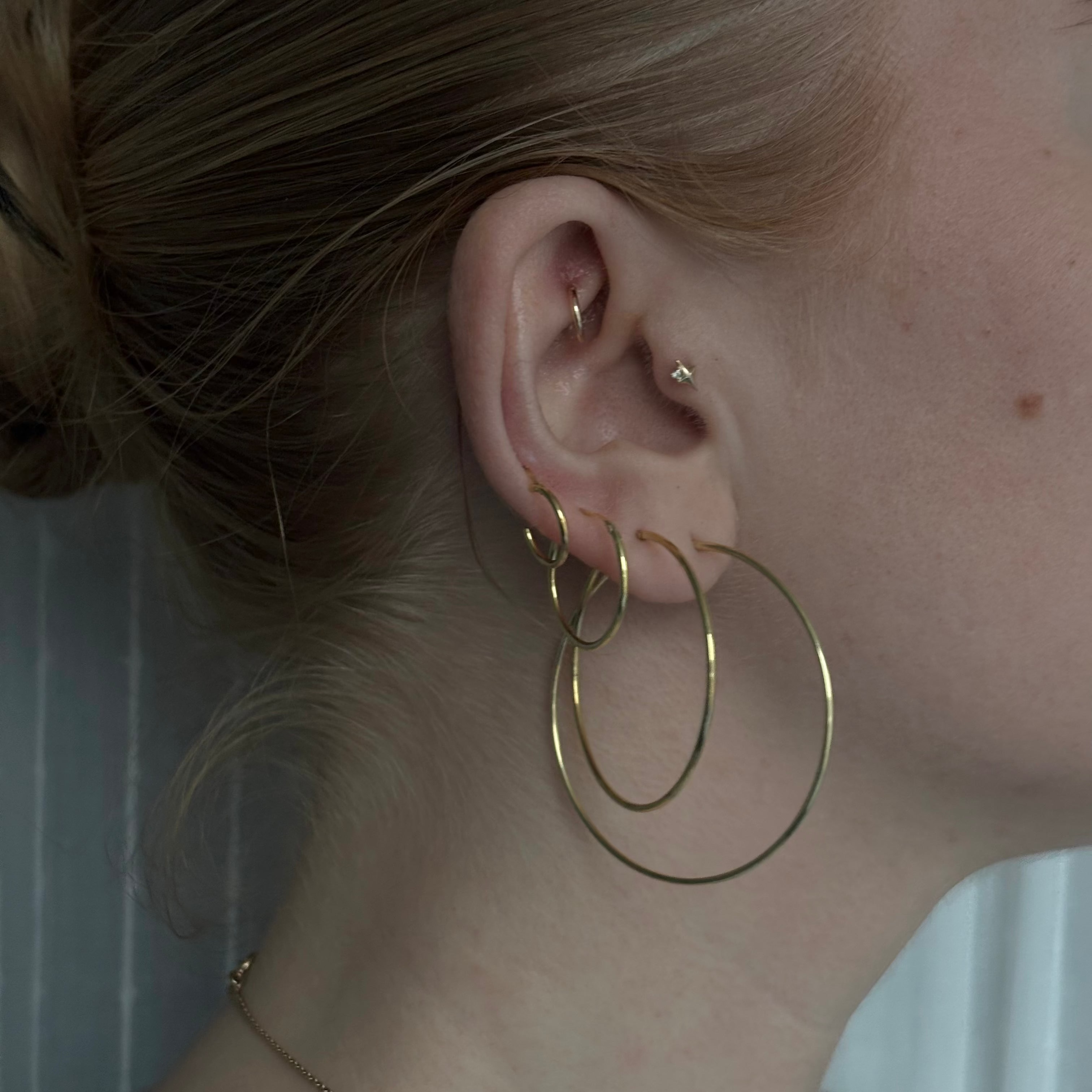 jwlry essentials Øreringe Basic hoops 14 mm - sølv 8110521