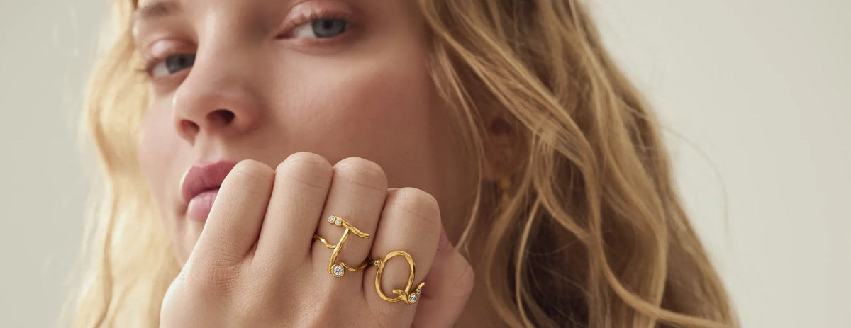 Maanesten Ringe T Alphabet Ring - forgyldt
