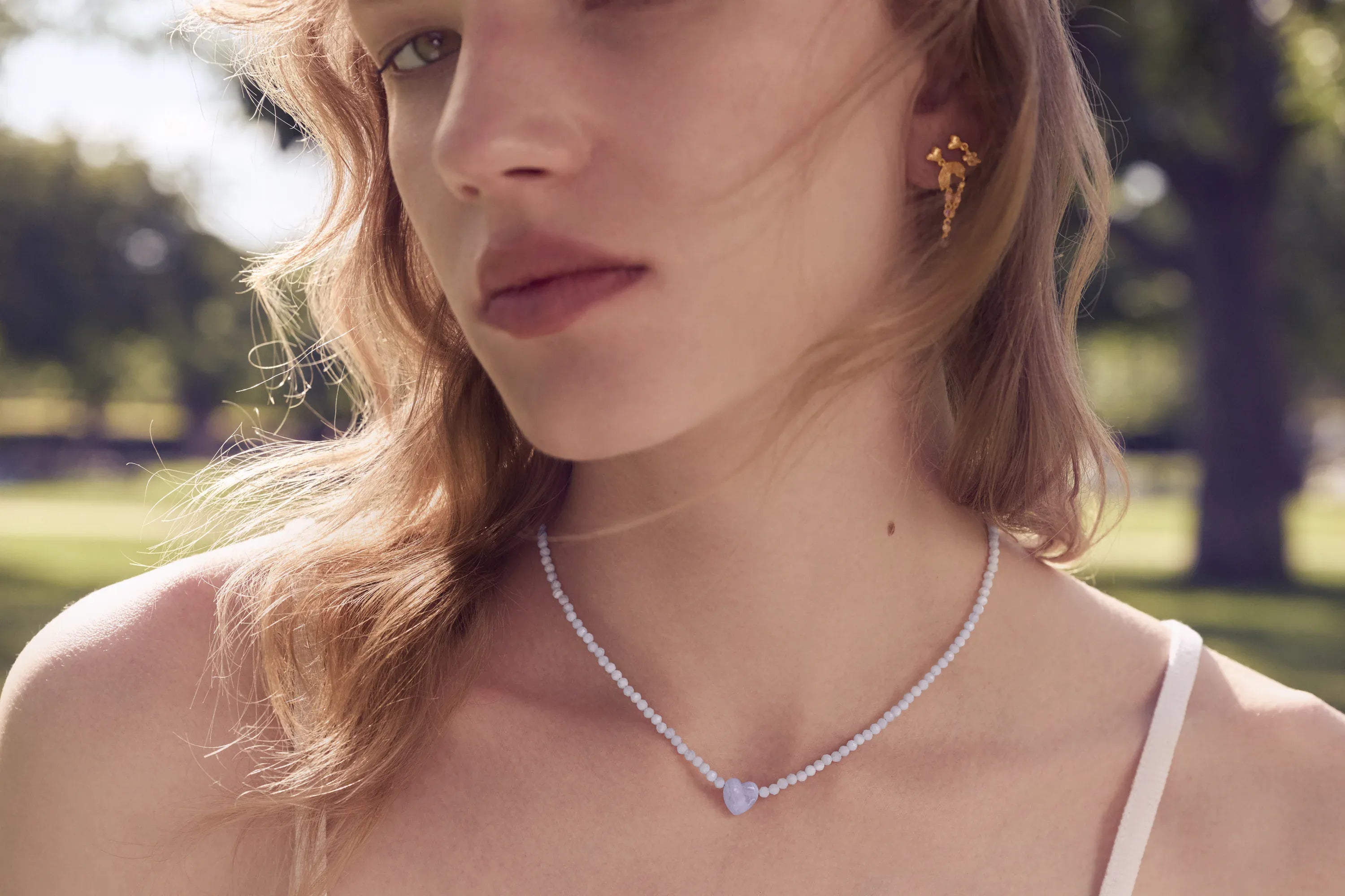 Maanesten Zenia ørering - forgyldt 10134a