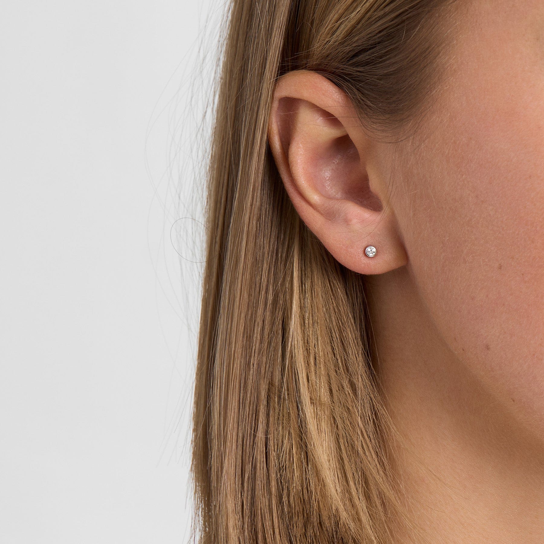 Mads Z Endless Allure øreringe med 0,10 ct. - 14 karat 1511149