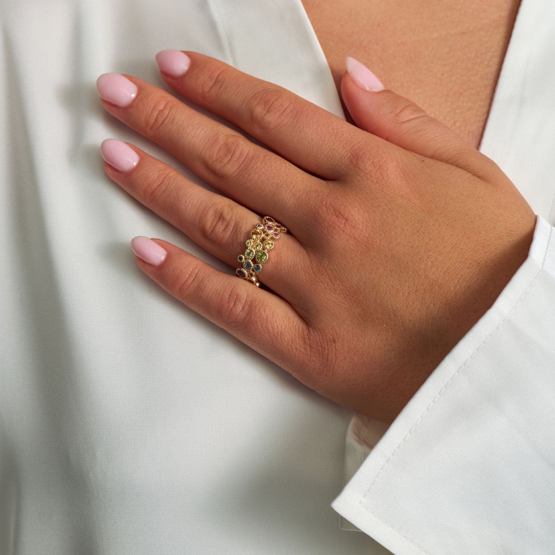 Mads Z Ringe Luxury Rainbow ring med ægte sten - 14 Karat