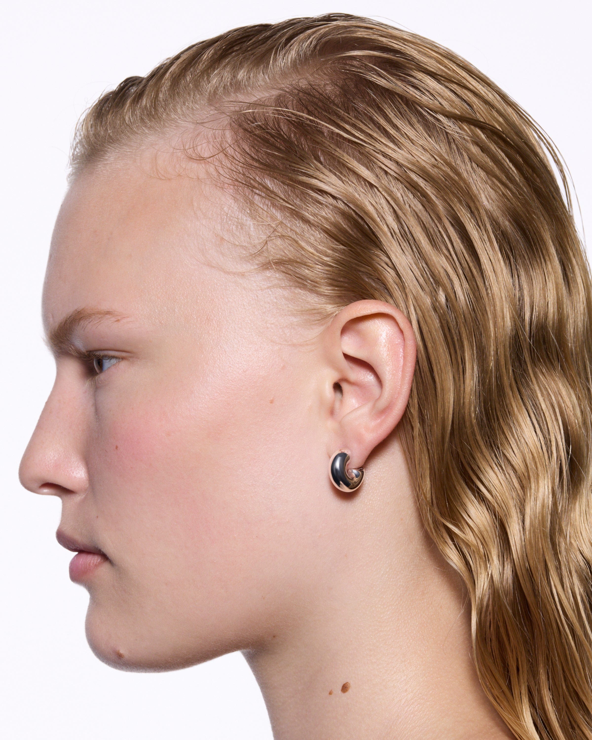Maria Black Prima Hoop ørering Medium - sølv