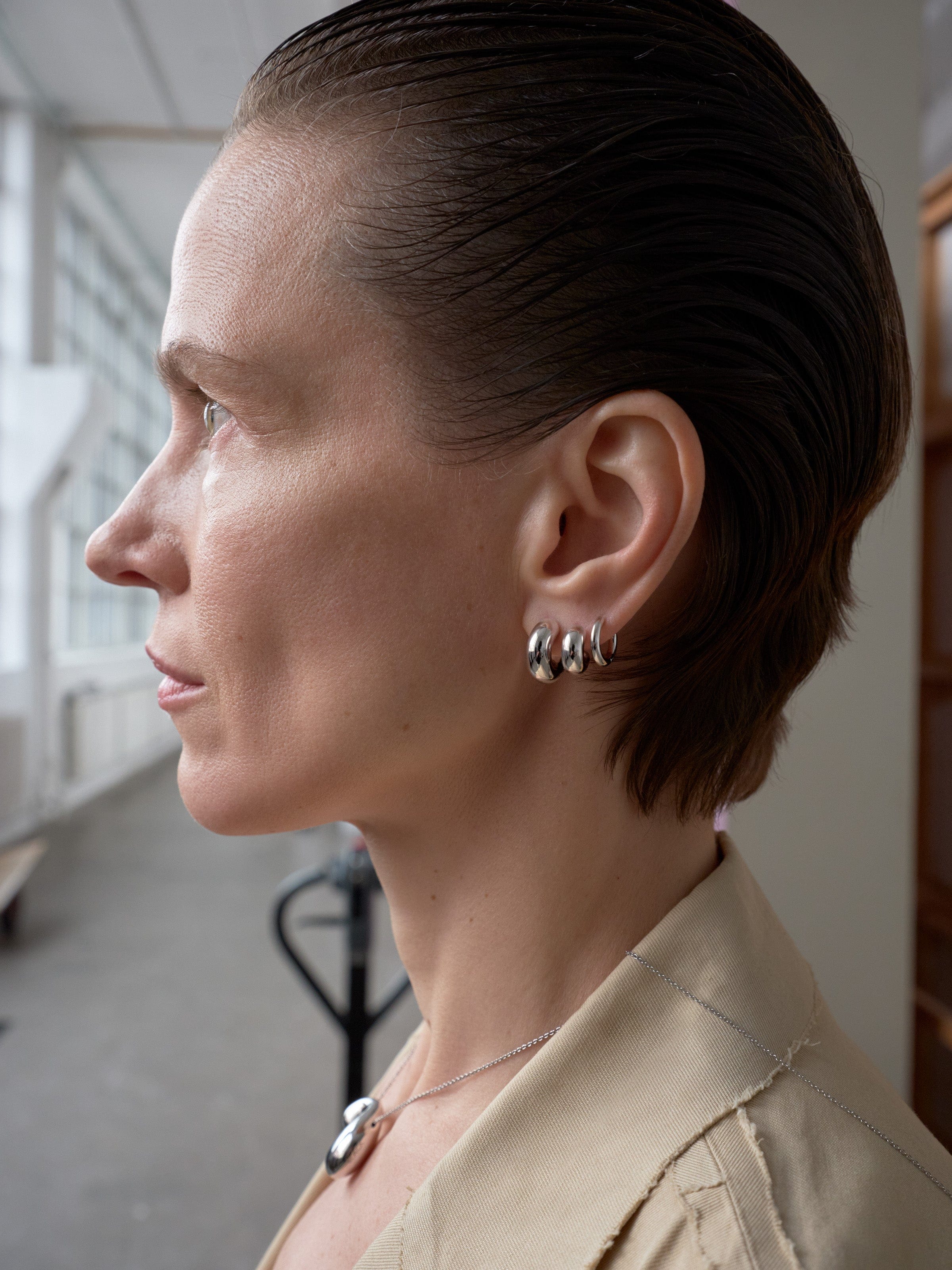 Maria Black Prima Hoop ørering Medium - sølv