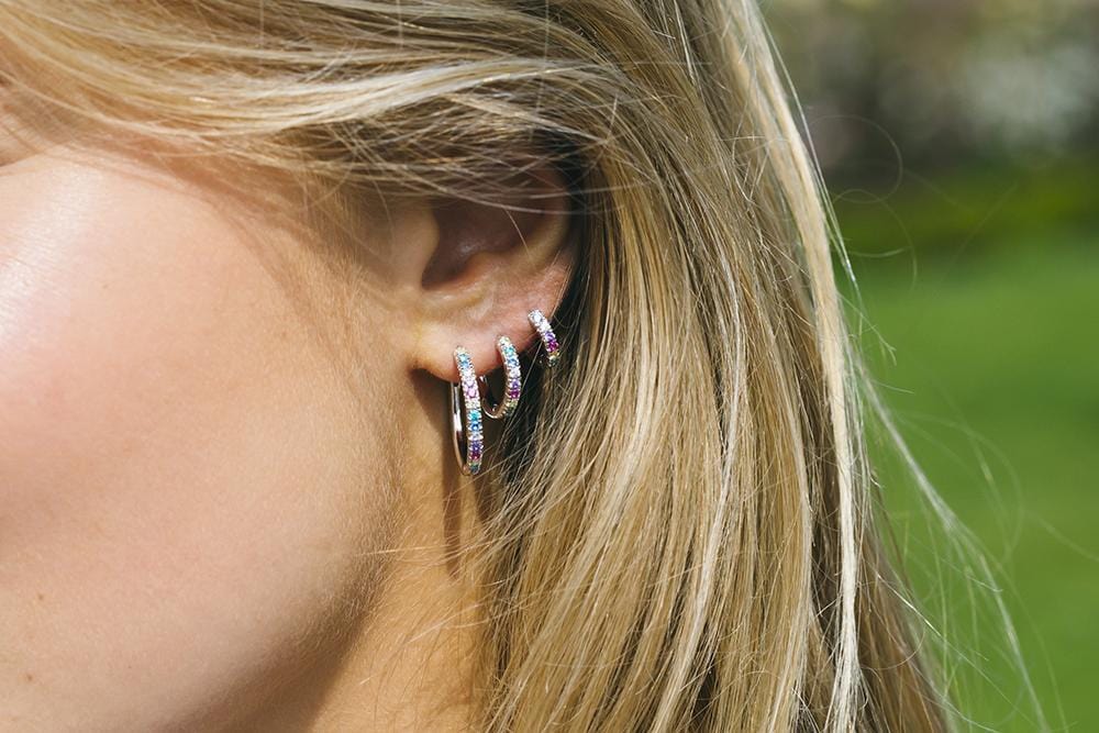 Sif Jakobs Øreringe ELLERA GRANDE SØLV ØRERINGE  MED MULTIFARVEDE ZIRKONER sj-e2869-xcz