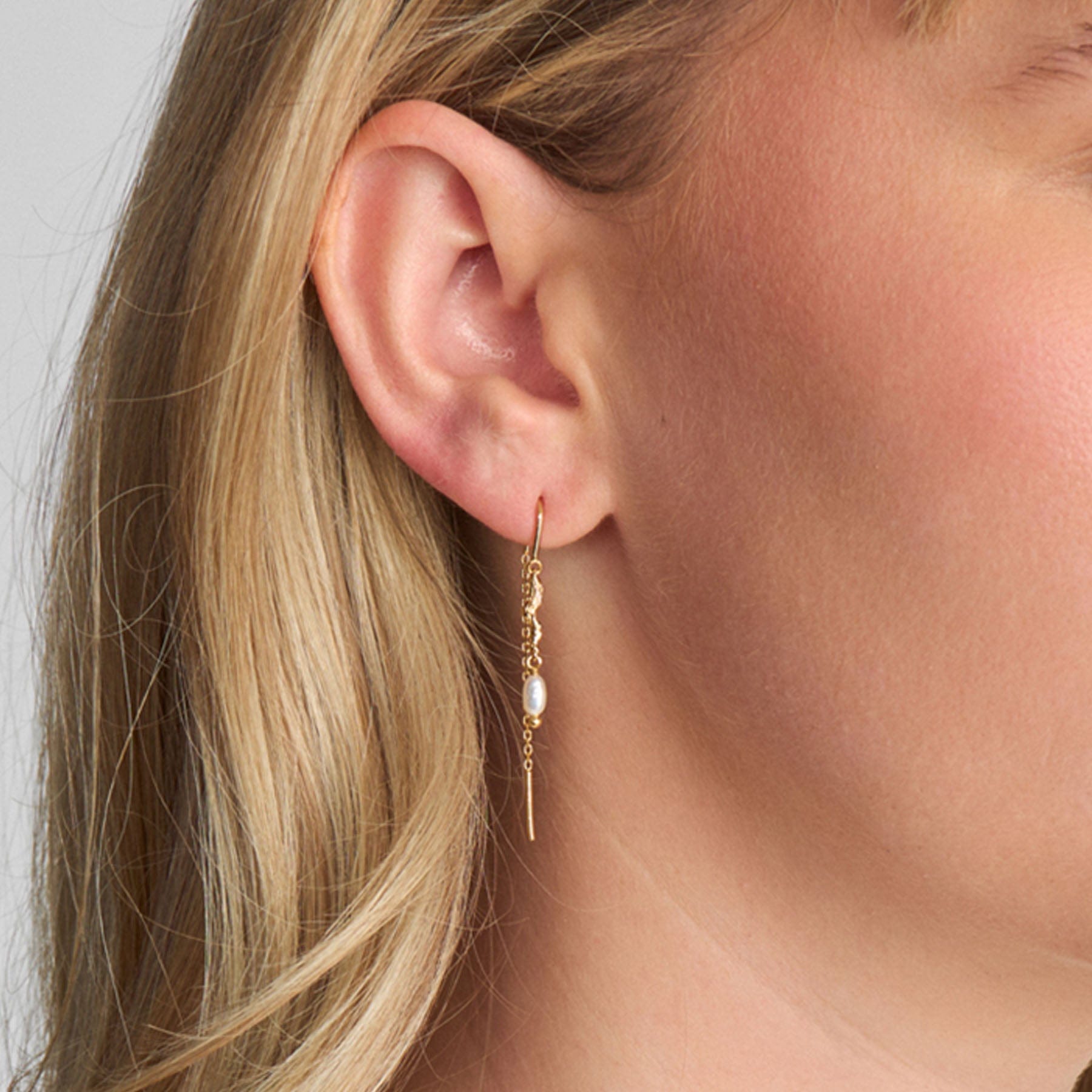 Studio Z Øreringe Tangled ørehænger med perler - forgyldt 7203825