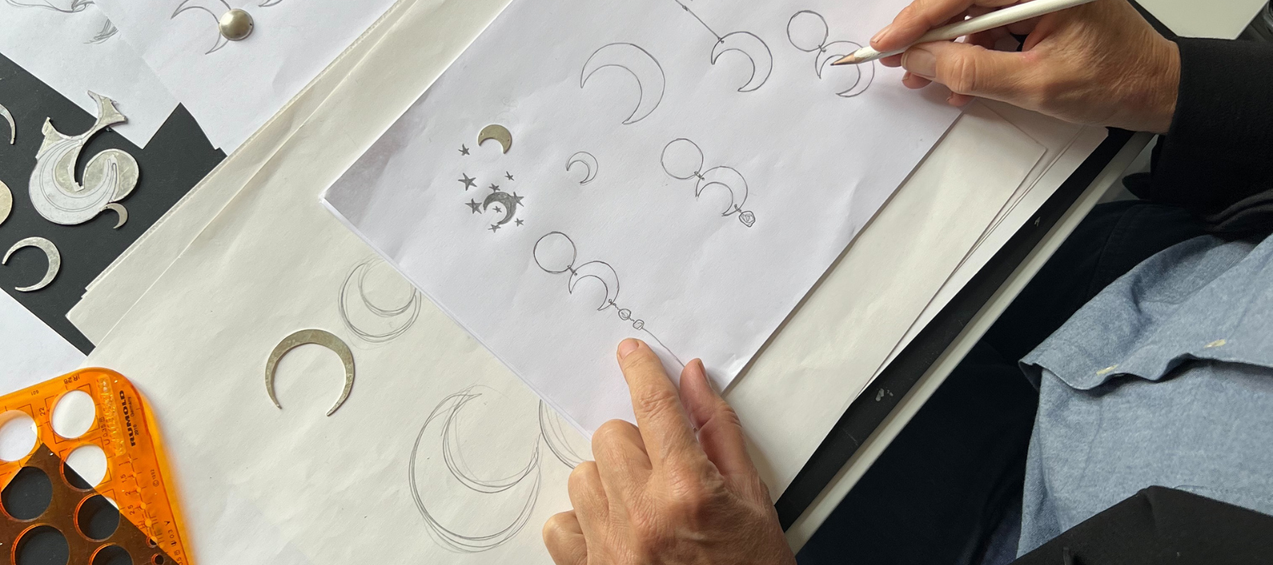 jane kønig half moon øreringe