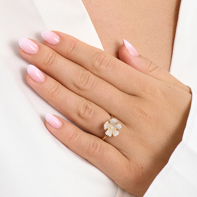 Fleur ring med 0,24 carat - 14 karat guld