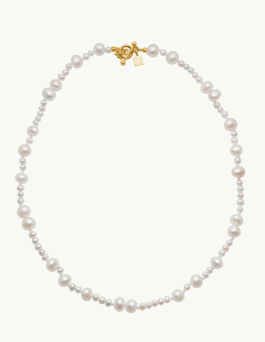 Carré Madeleine halskæde med ferskvandsperler - forgyldt FC 4668 BI 42cm