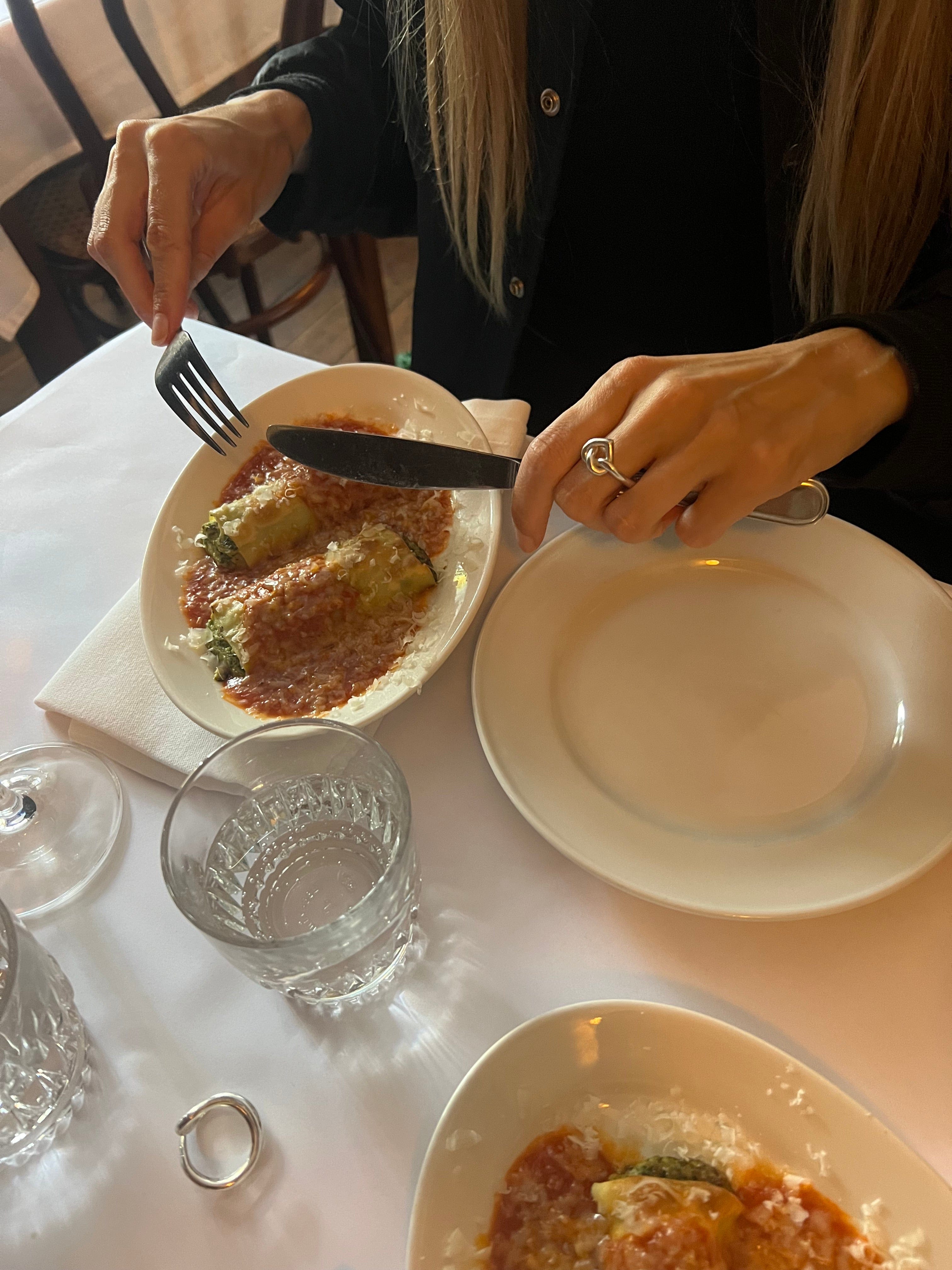 Jane Kønig Ring Big Tied Heart Ring - Forgyldt