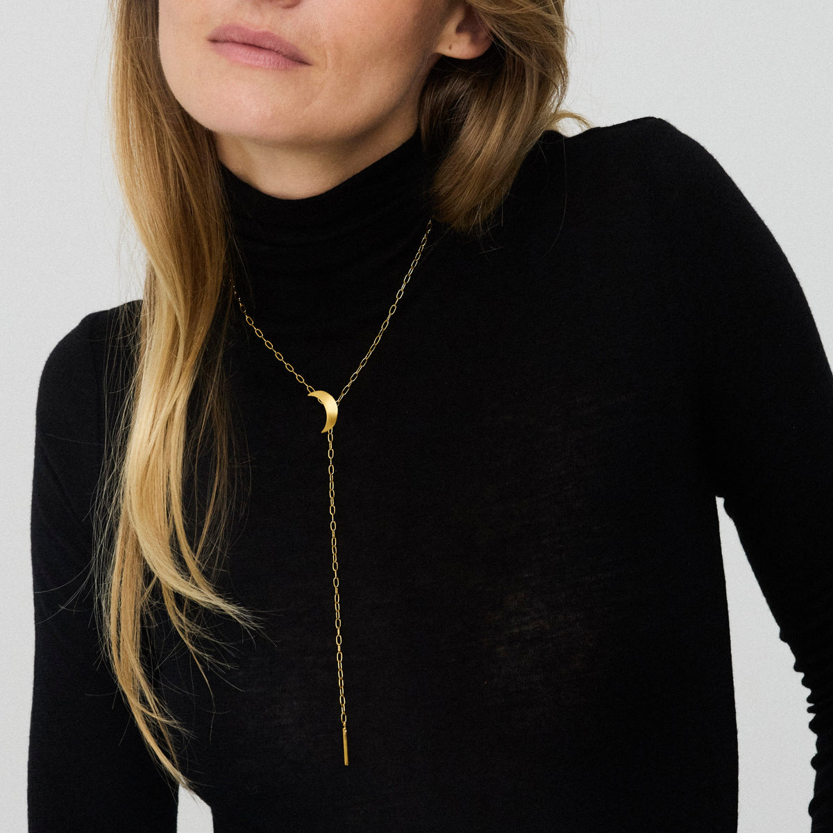 Jane Kønig Halskæder Half Moon 2.0 halskæde - forgyldt stål HMTN-AW26-SS-G