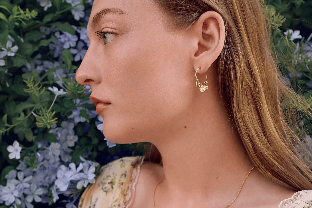 Maanesten Eve øreringe med perler - forgyldt 9994a