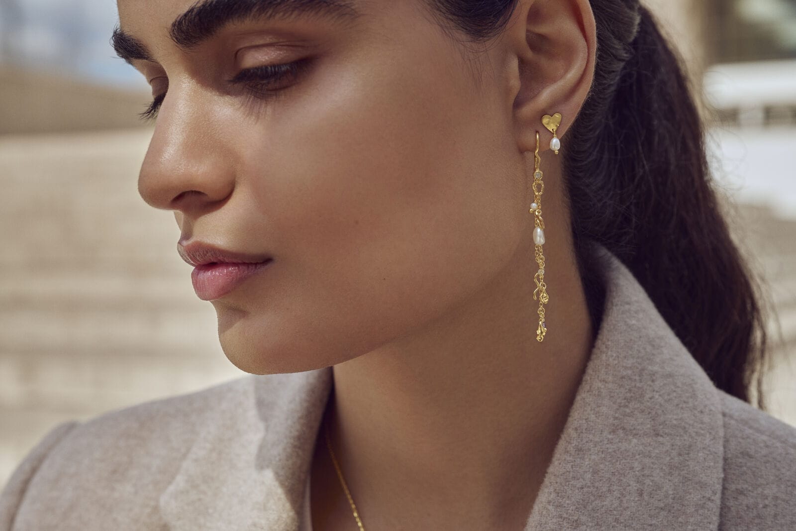 Maanesten Øreringe Poppy øreringe med sten og perler - Forgyldt 9672a