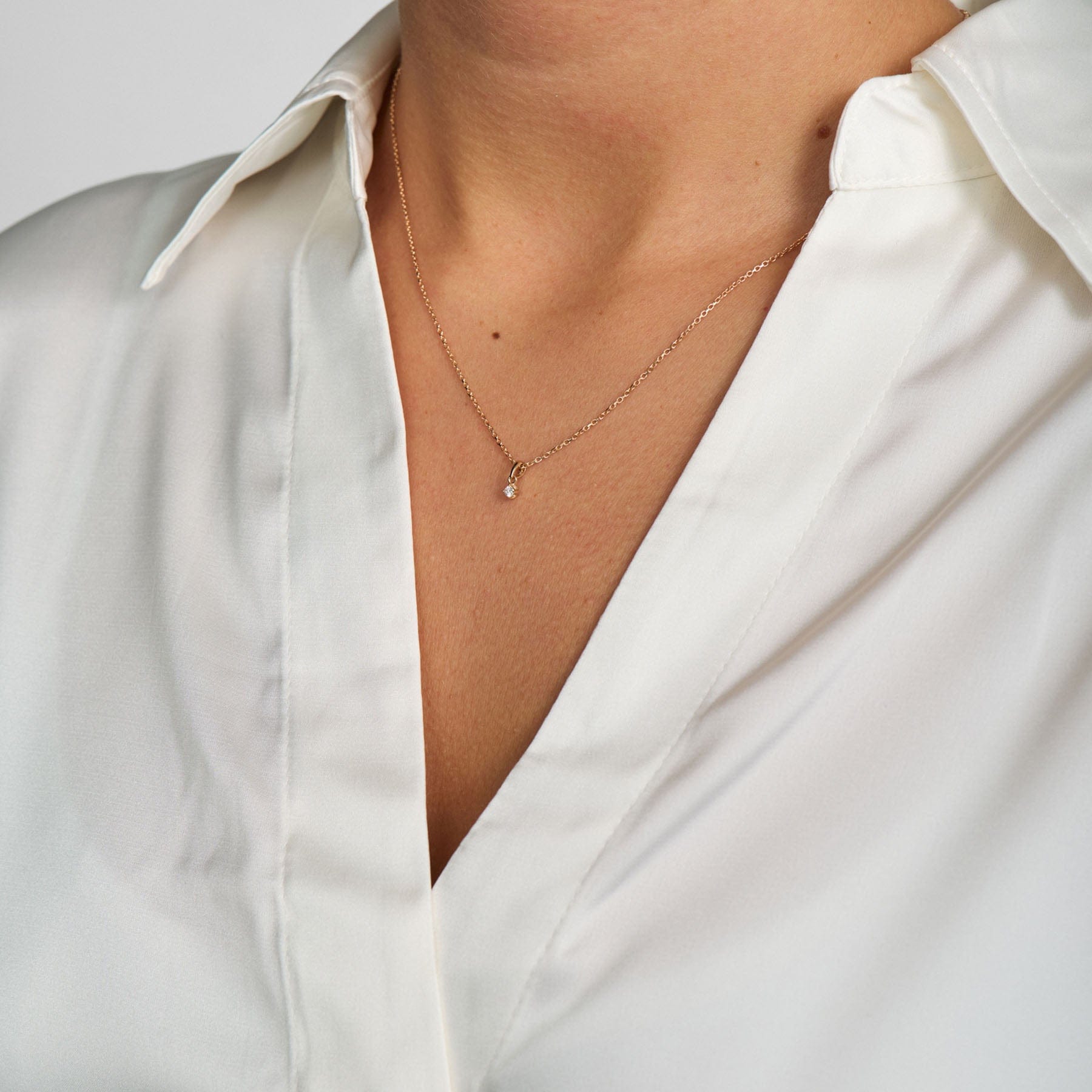 Mads Z Halskæder Crown vedhæng med 0,04 ct. diamant - 14 Karat 1531604