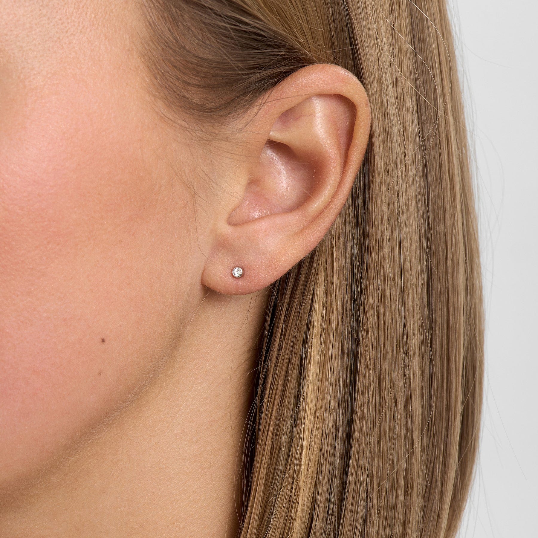 Mads Z Endless Allure øreringe med 0,06 ct. - 14 karat 1511148