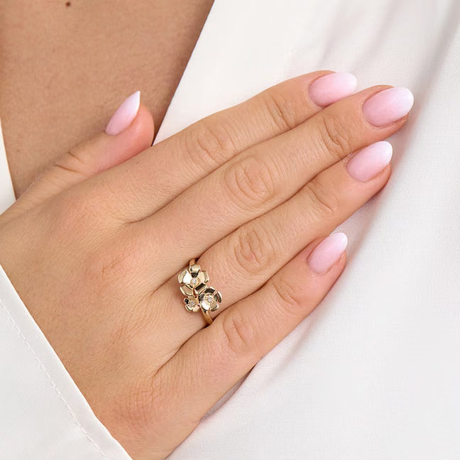 Mads Z Ringe Fleur ring med 0,012 carat - 14 karat guld