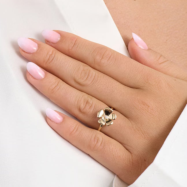 Mads Z Ringe Fleur ring med 0,015 carat - 14 karat guld