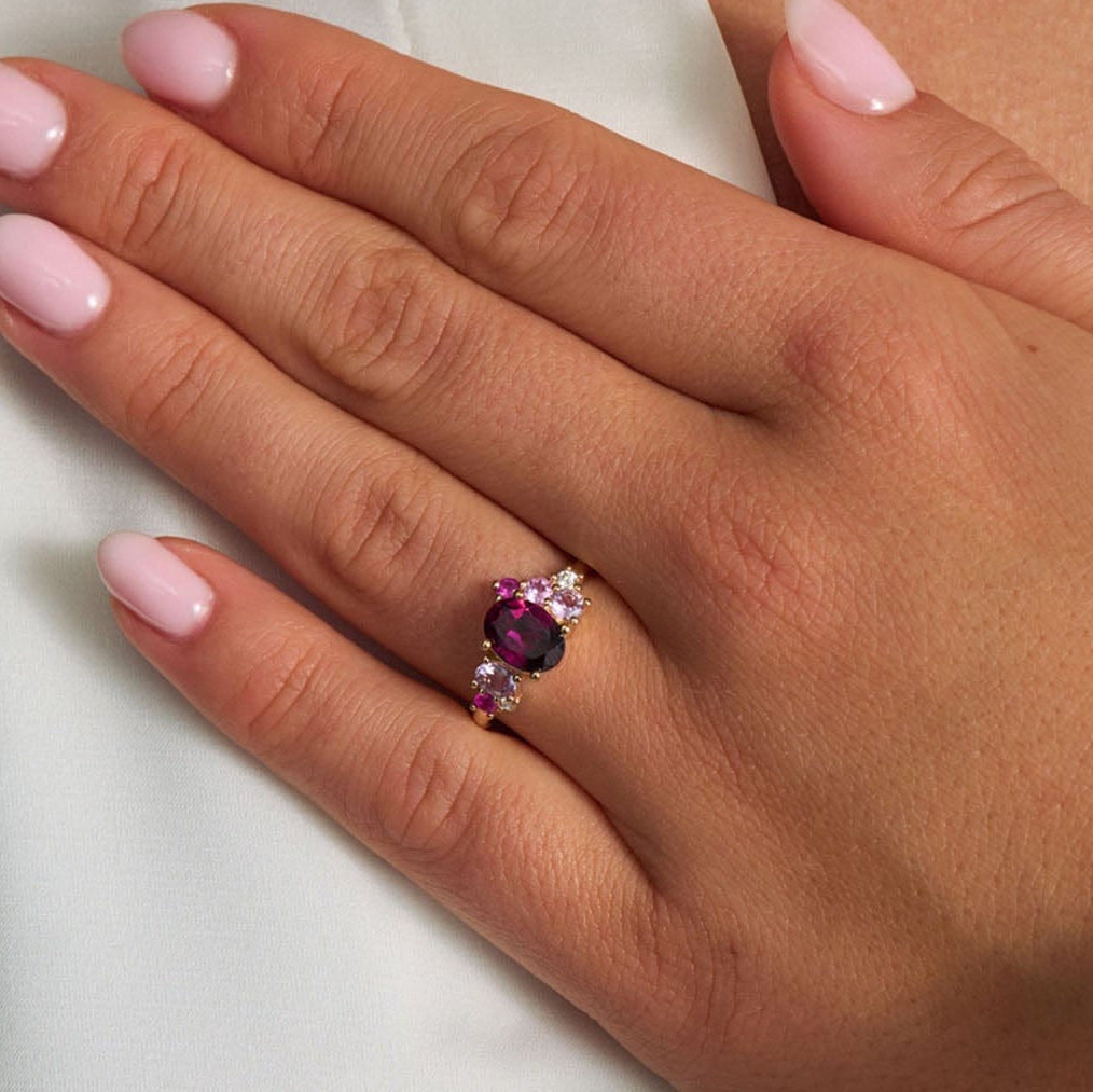 Mads Z Ringe Four Seasons Autumn ring med granat og rubin - 14 Karat