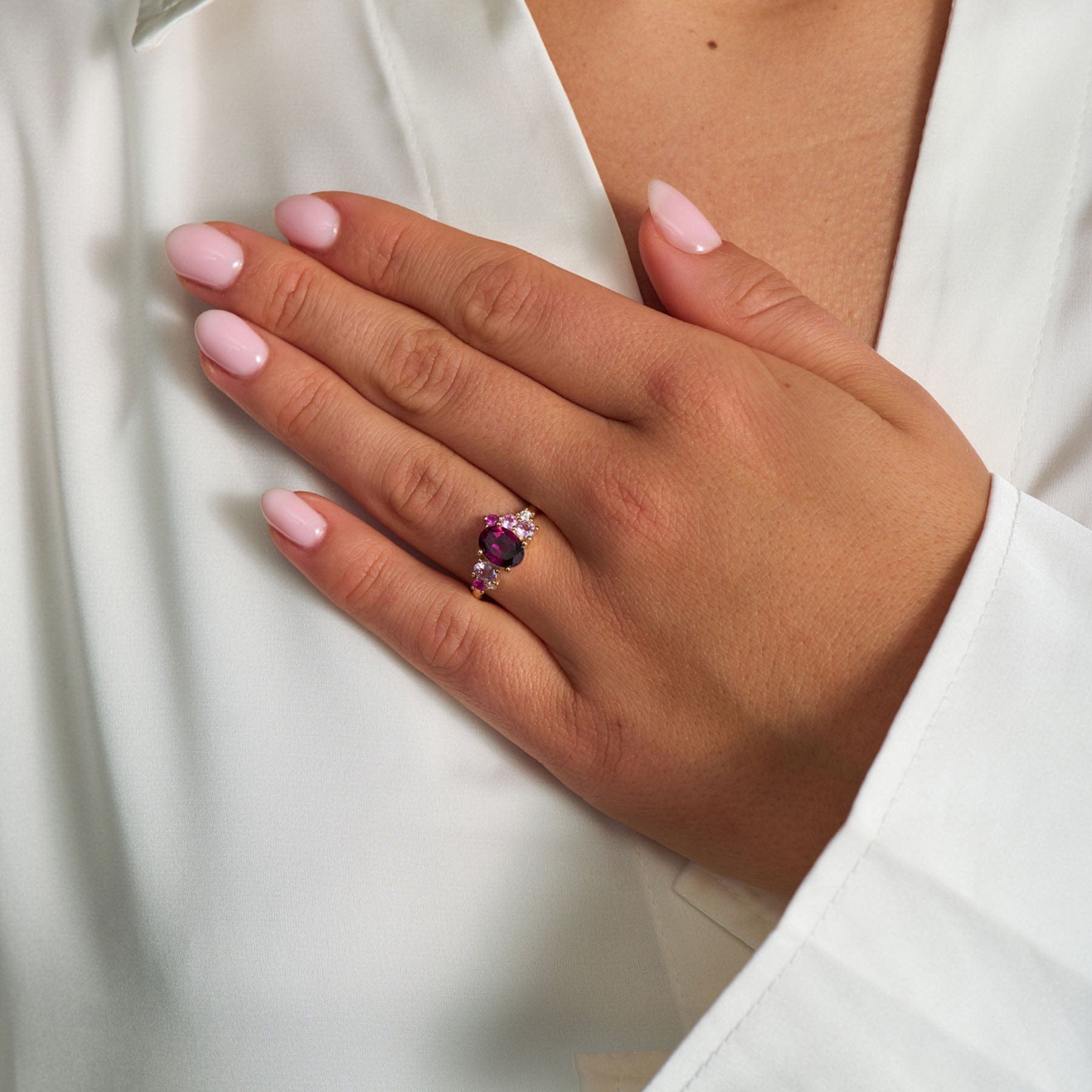 Mads Z Ringe Four Seasons Autumn ring med granat og rubin - 14 Karat