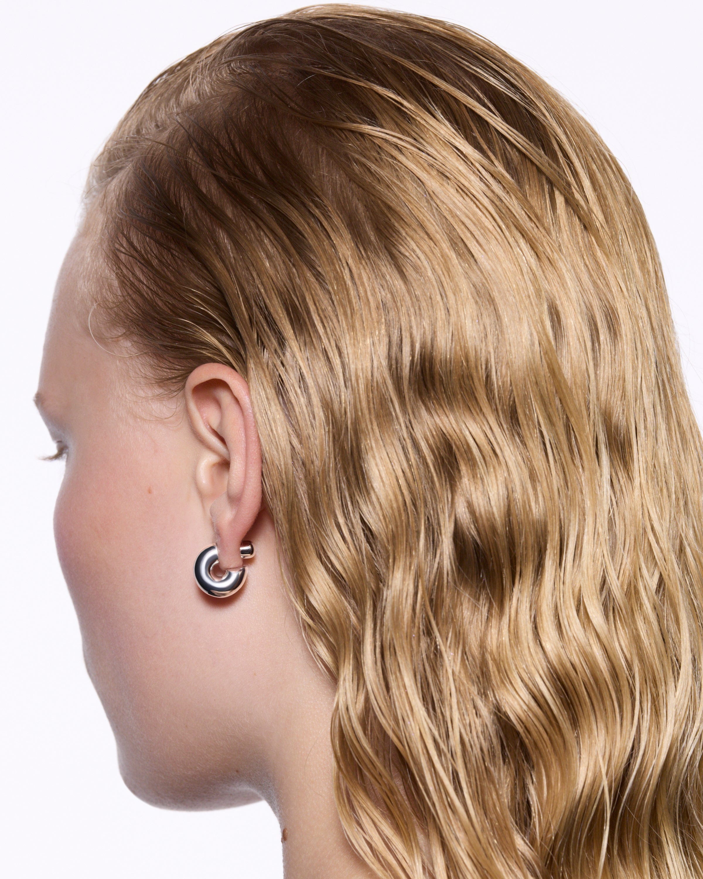 Maria Black Prima Hoop ørering Medium - sølv
