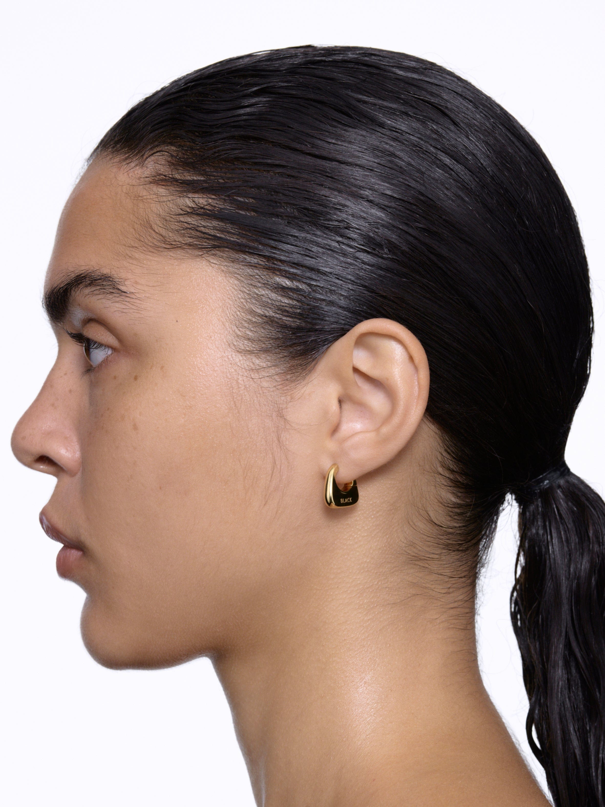 Maria Black Øreringe Tote small ørering - forgyldt
