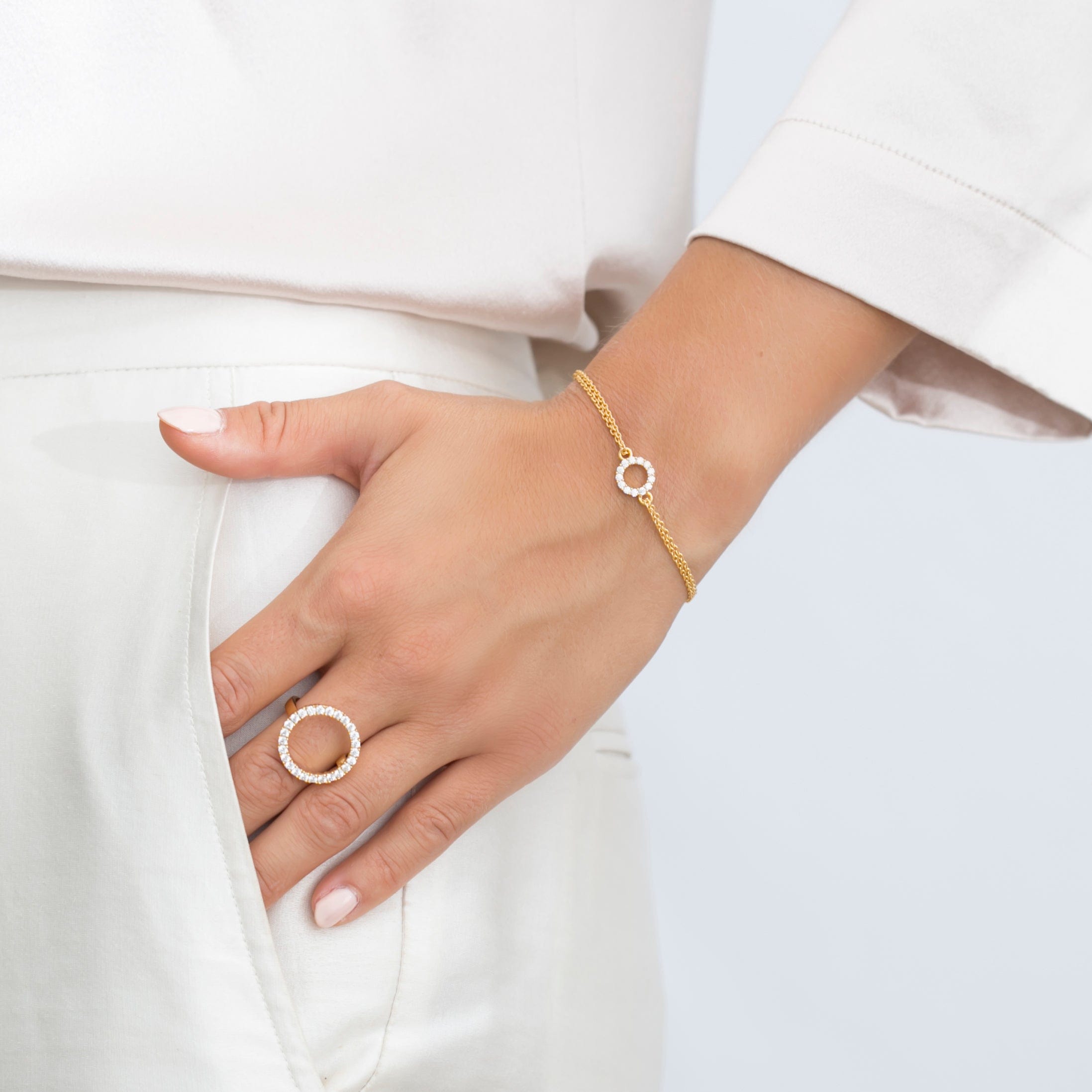 Sif Jakobs Armbånd Biella piccolo armbånd med hvide zirkoner - forgyldt SJ-B337-1-CZ-YG