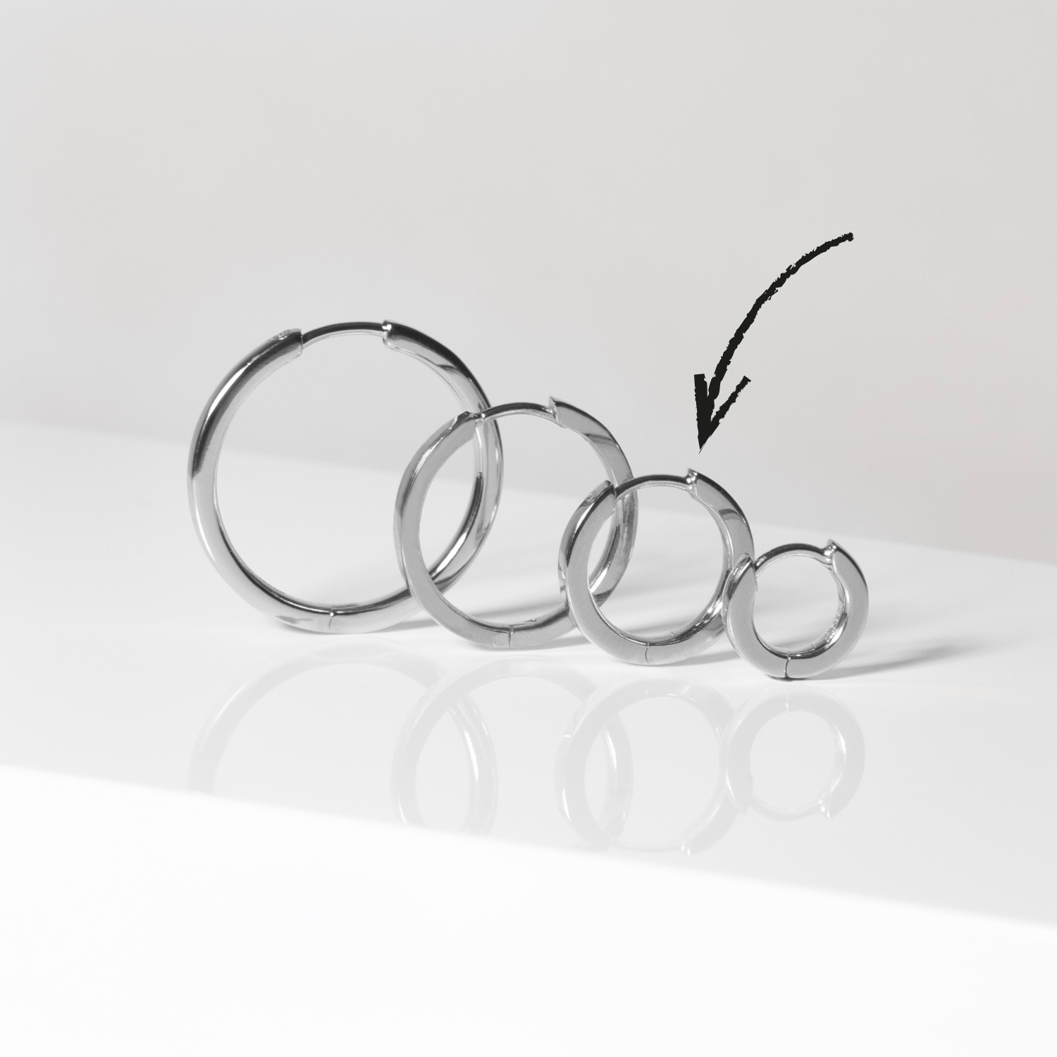 Sif Jakobs Øreringe Ellera pianura medio hoops øreringe - sølv sj-e12019-ss