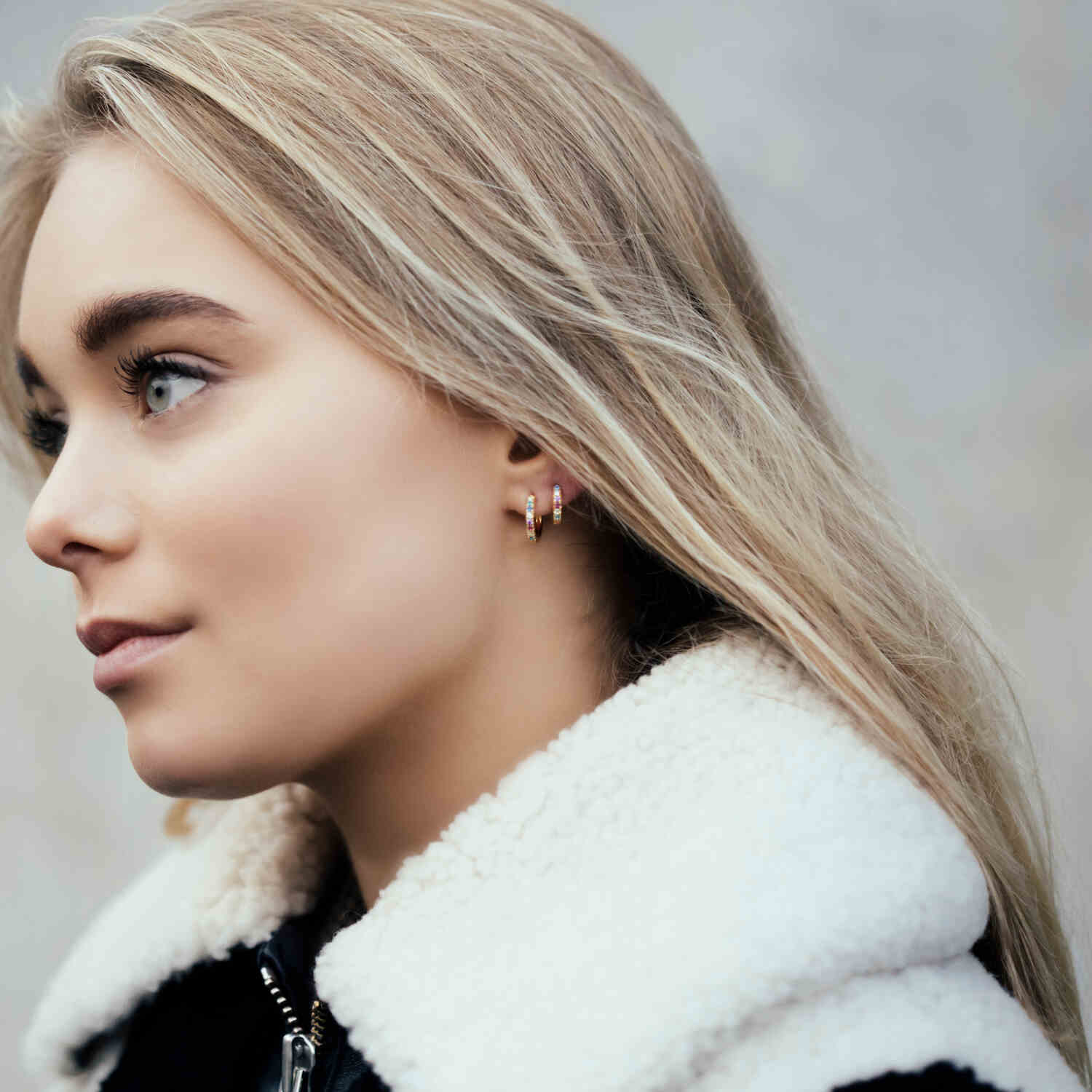 Sif Jakobs Øreringe Ellera piccolo øreringe med farvede zirkoner - sølv SJ-E1066-XCZ