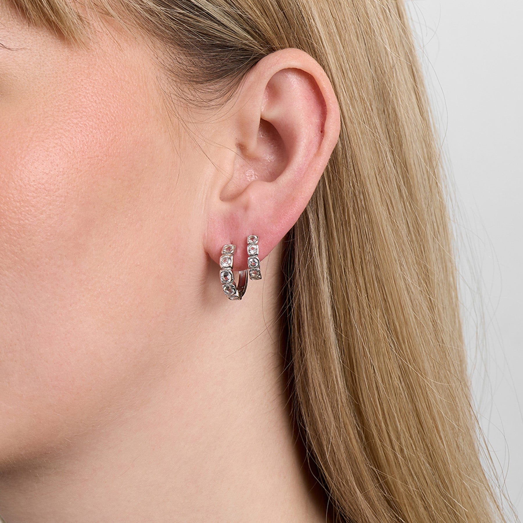 Studio Z Elera øreringe lille - forgyldt 7217956